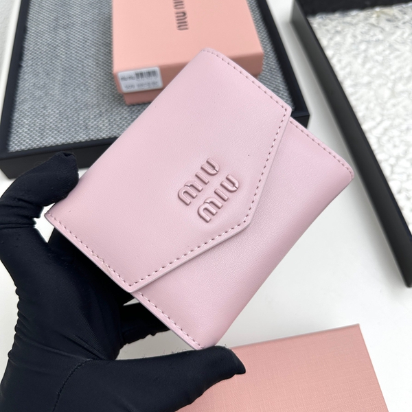 超激安ブランド財布偽物背面デザイン